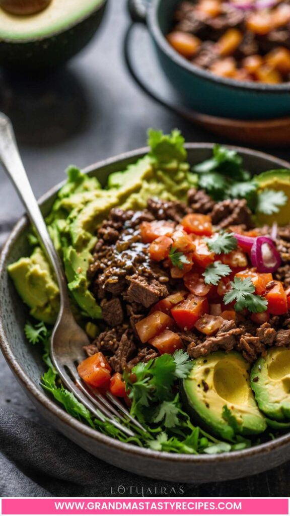 How to make Whole30 Chipotle Beef Avocado Bowls Recipe How to make Whole30 Chipotle Beef Avocado Bowls Recipe
