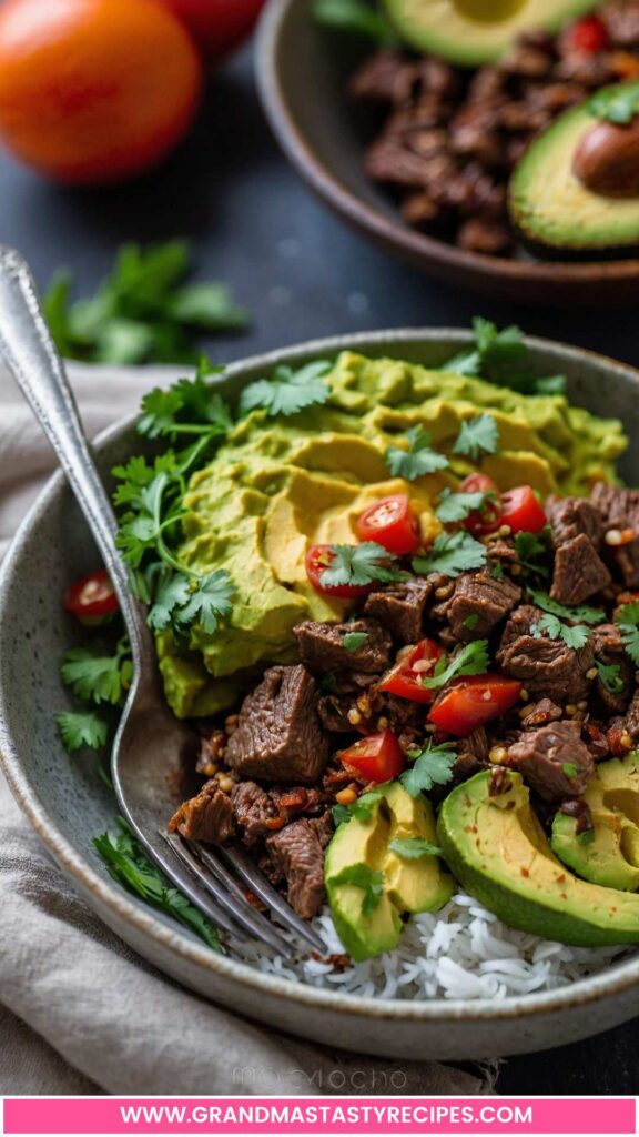 Whole30 Chipotle Beef Avocado Bowls Whole30 Chipotle Beef Avocado Bowls